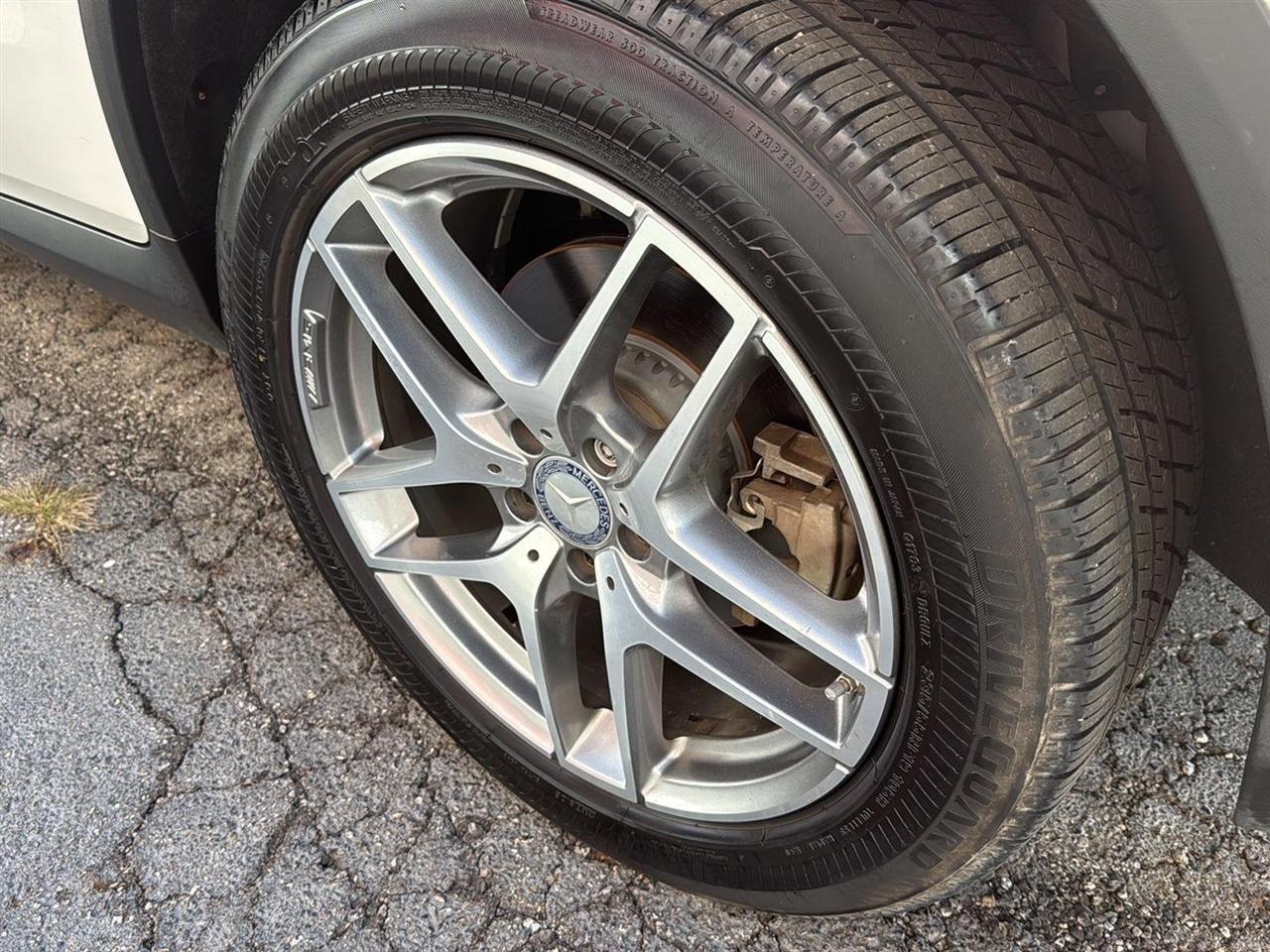 Mercedes-Benz GLC 4MATIC 4dr GLC 300 2016