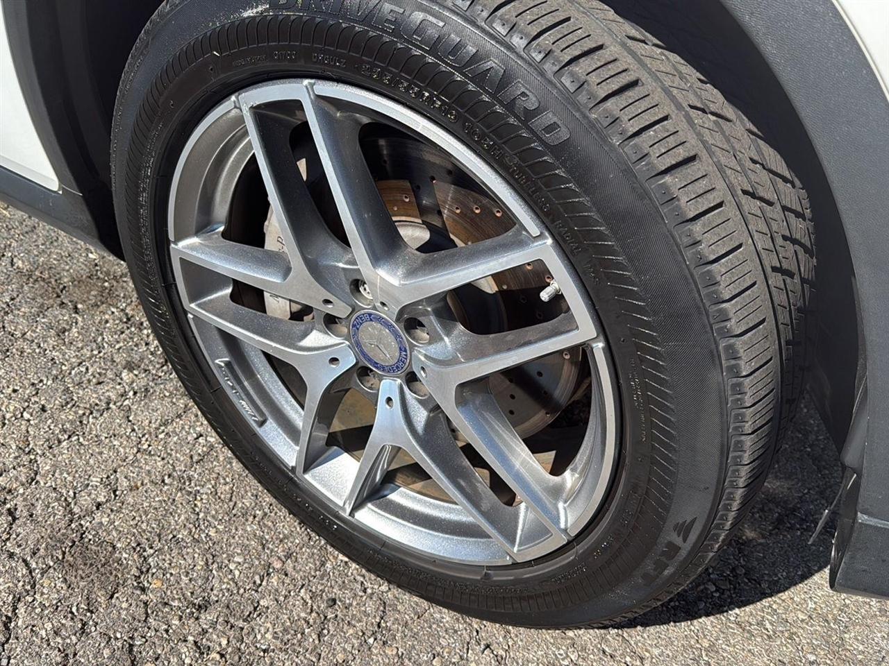 Mercedes-Benz GLC 4MATIC 4dr GLC 300 2016