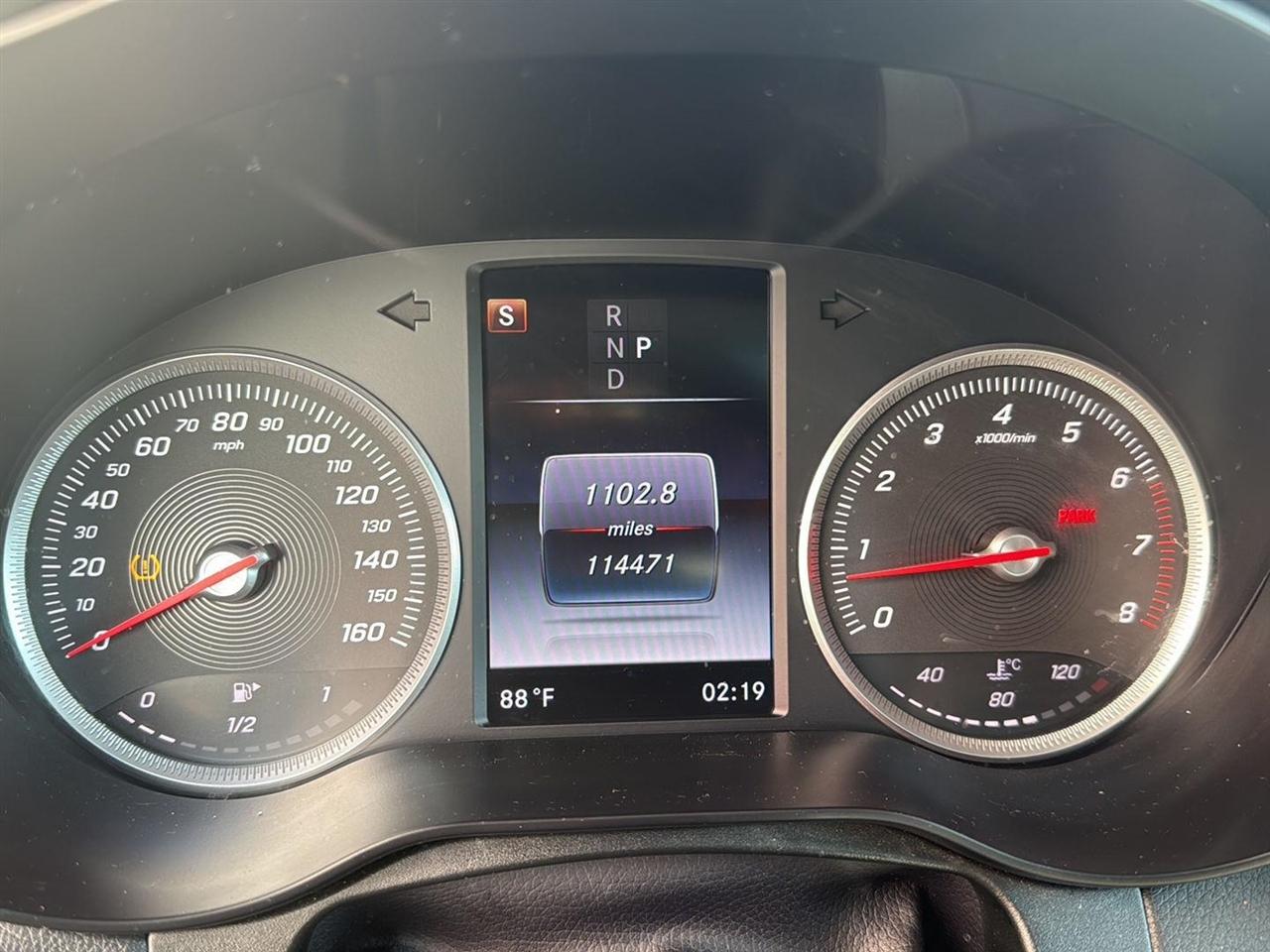 Mercedes-Benz GLC 4MATIC 4dr GLC 300 2016