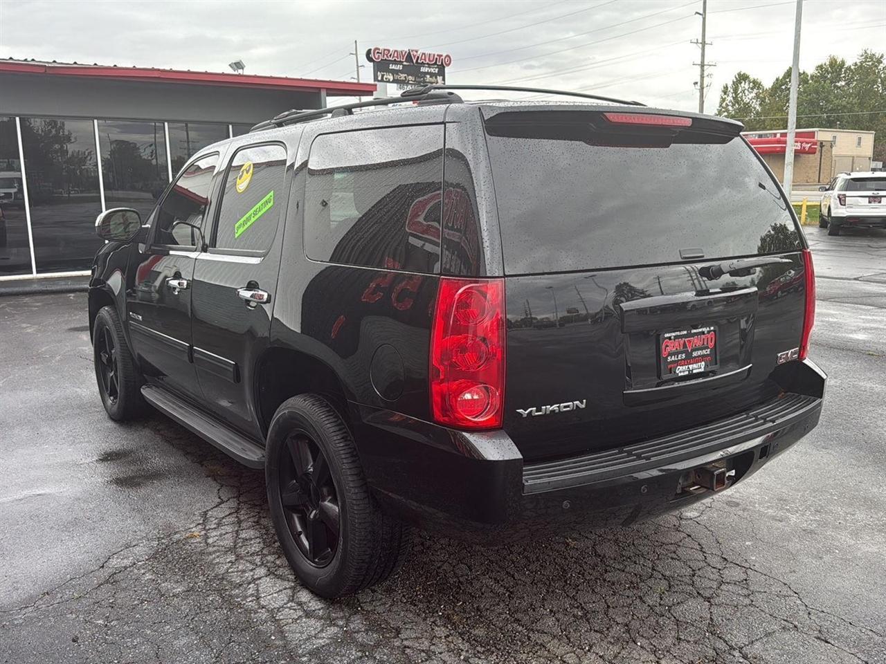 GMC Yukon 4WD 4dr SLT 2014