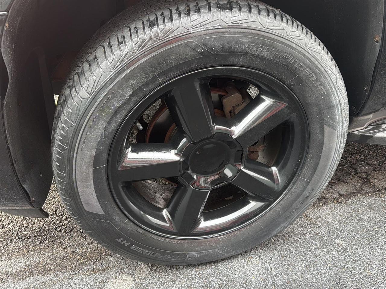 GMC Yukon 4WD 4dr SLT 2014