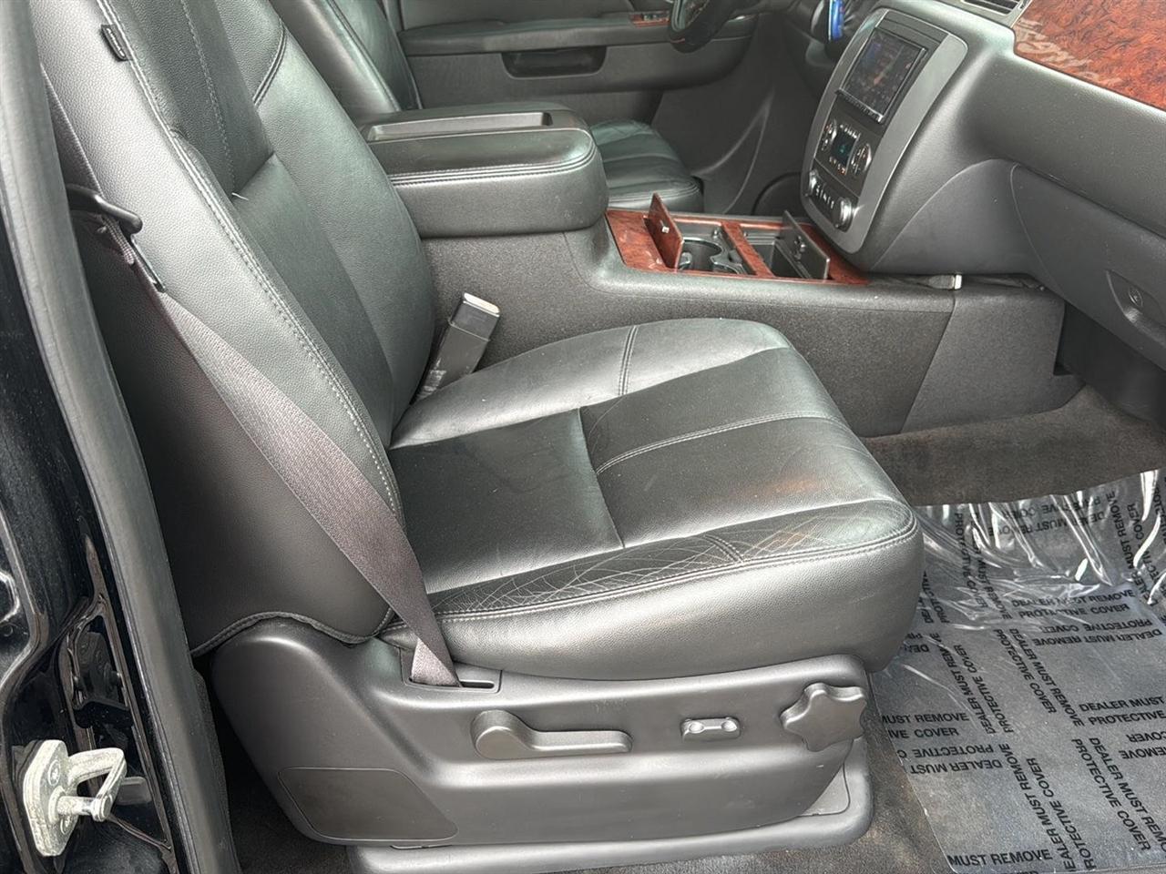 GMC Yukon 4WD 4dr SLT 2014