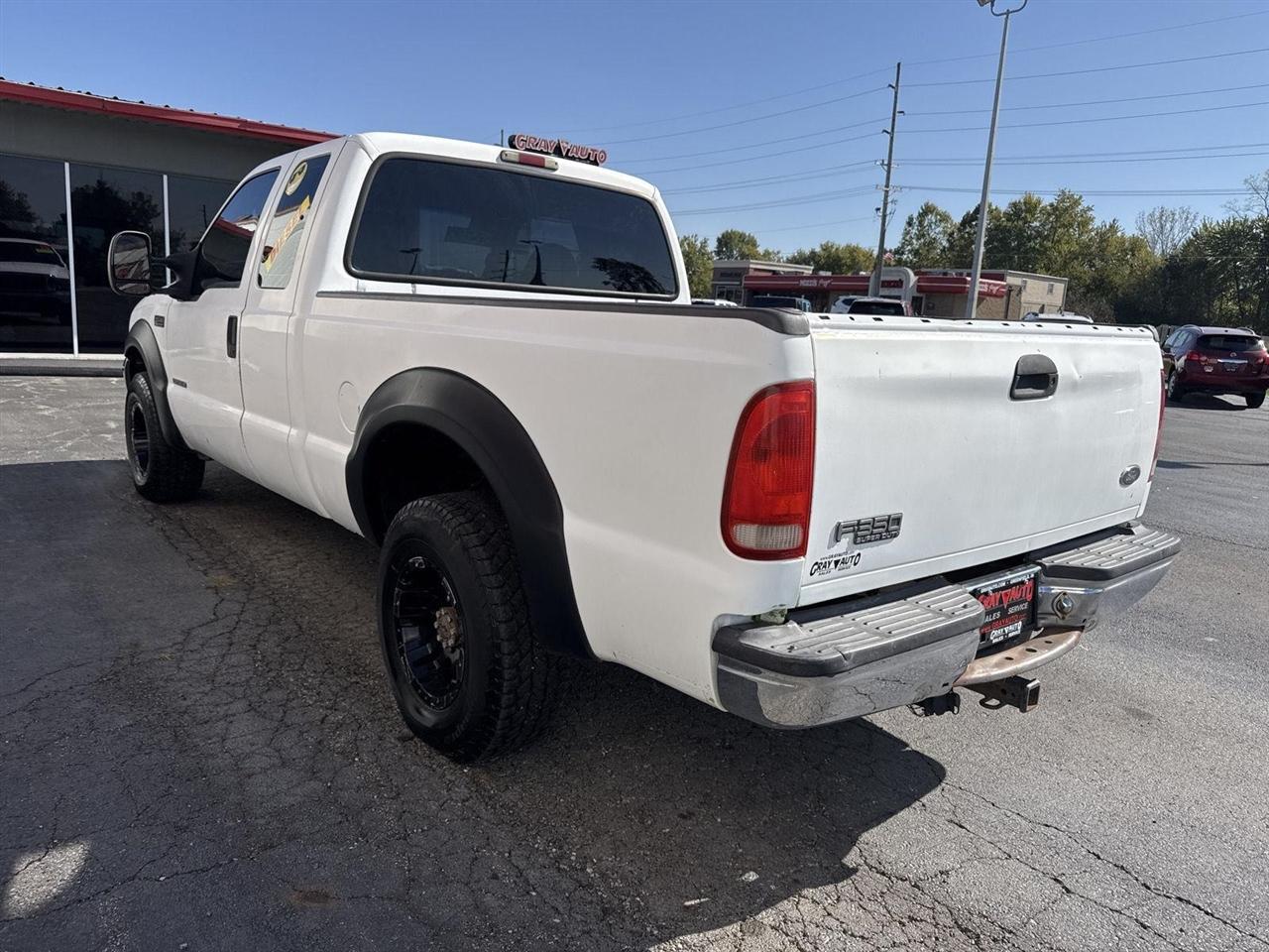 Ford Super Duty F-350 SRW Supercab 142" Lariat 2001