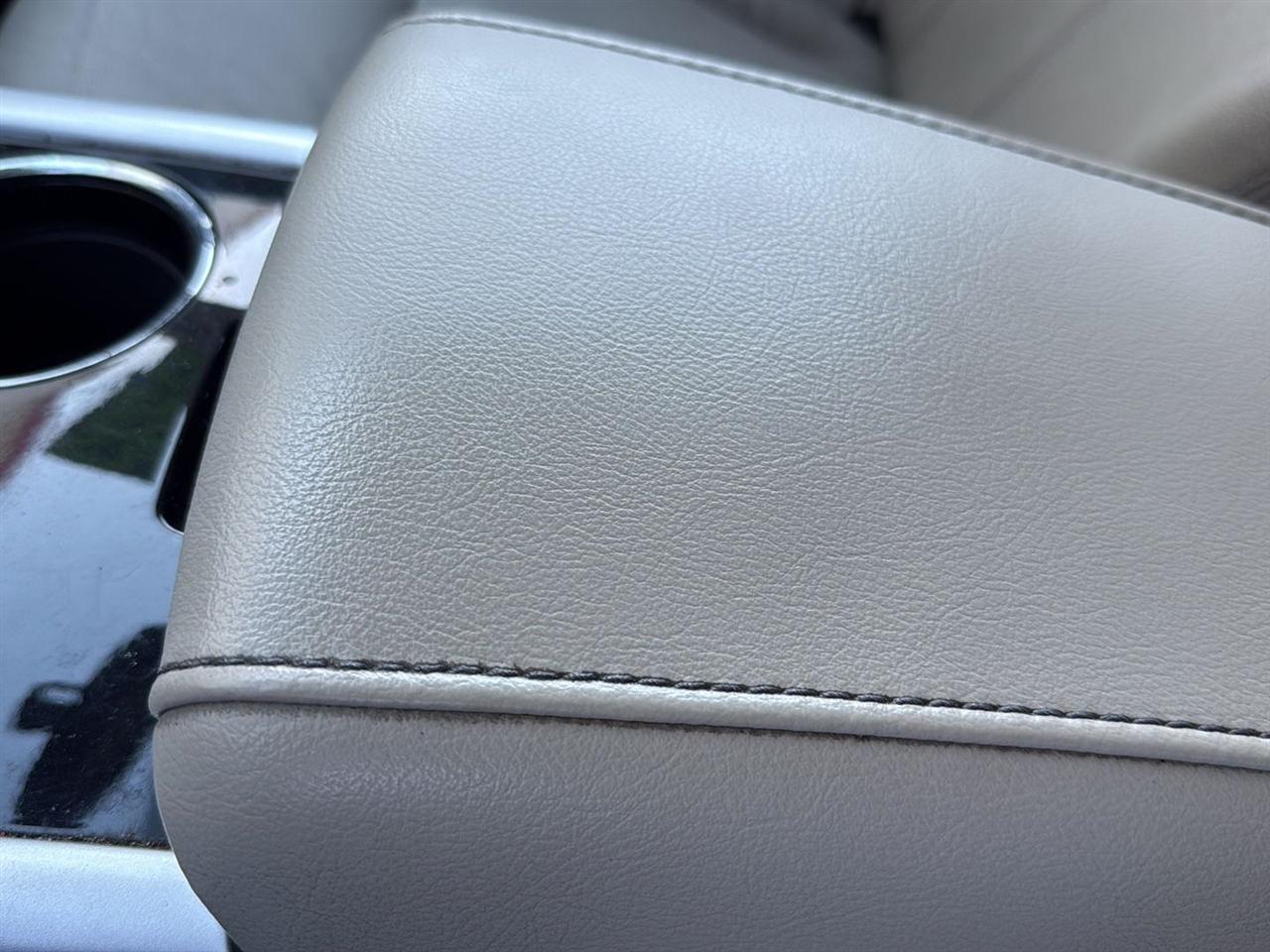 Ford Edge 4dr Limited FWD 2011