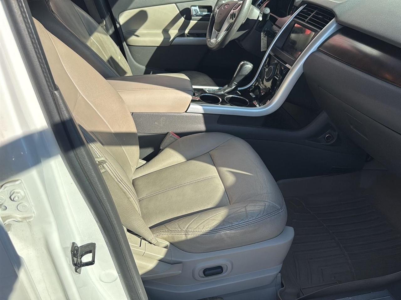 Ford Edge 4dr Limited FWD 2011