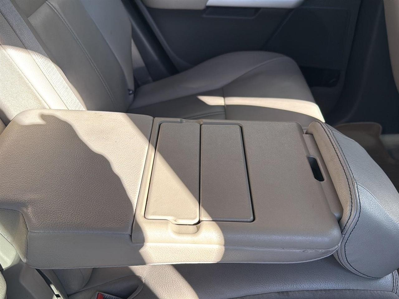 Ford Edge 4dr Limited FWD 2011