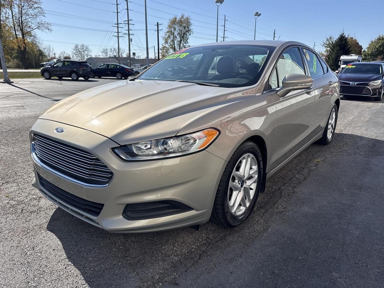 Ford Fusion 4dr Sdn SE FWD 2015