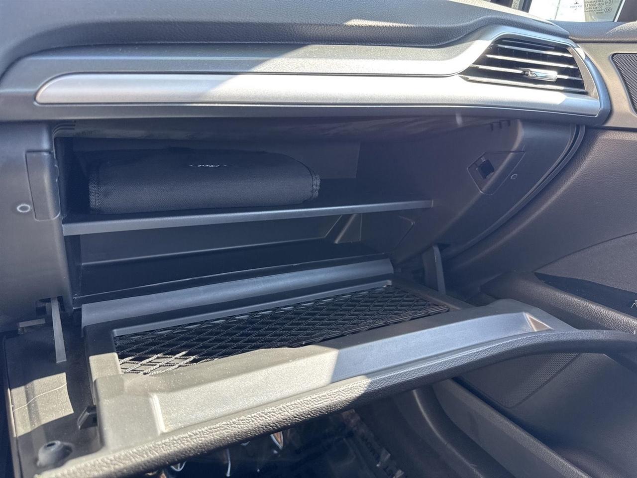 Ford Fusion 4dr Sdn SE FWD 2015