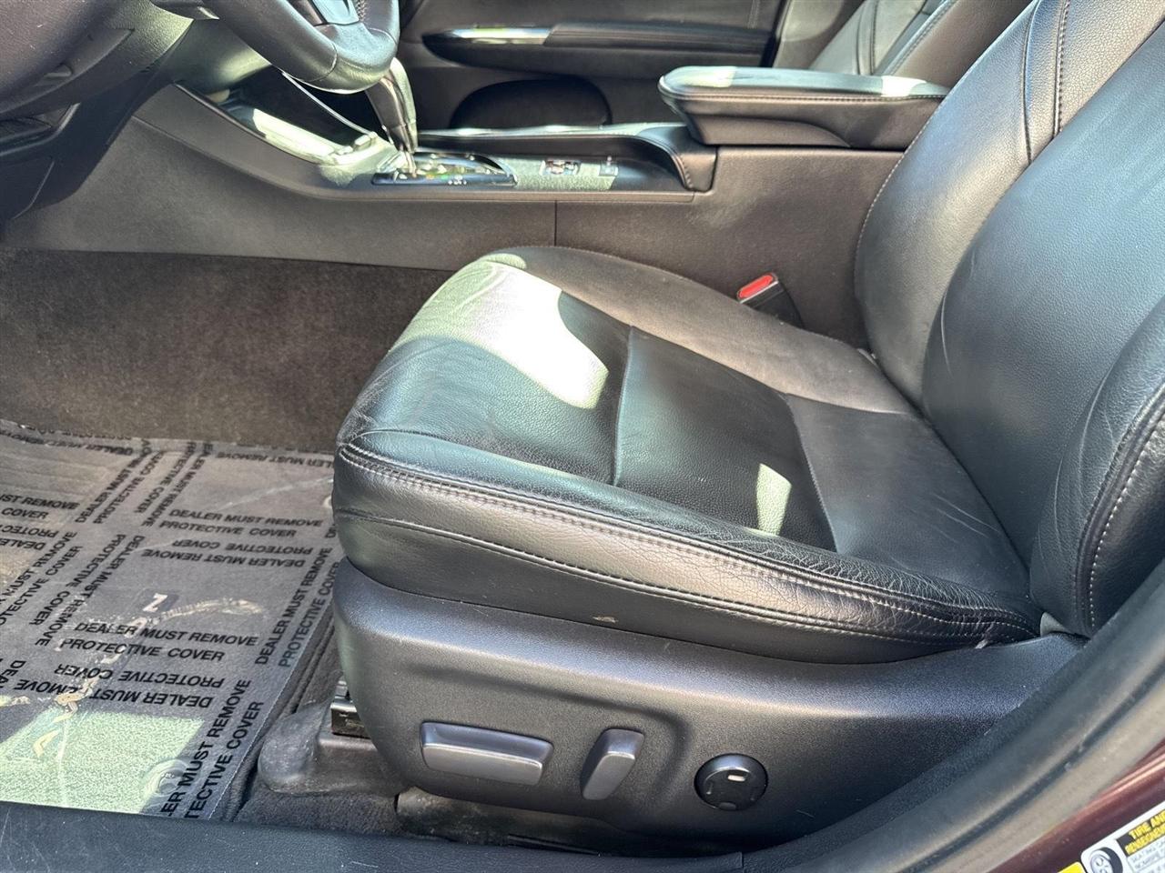 Toyota Avalon 4dr Sdn XLE Premium (Natl) 2016