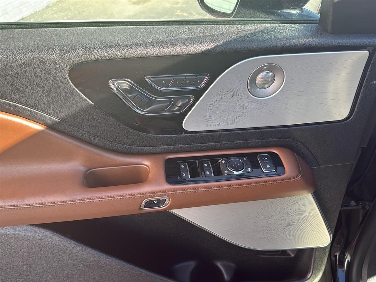 Lincoln Aviator Reserve AWD 2020