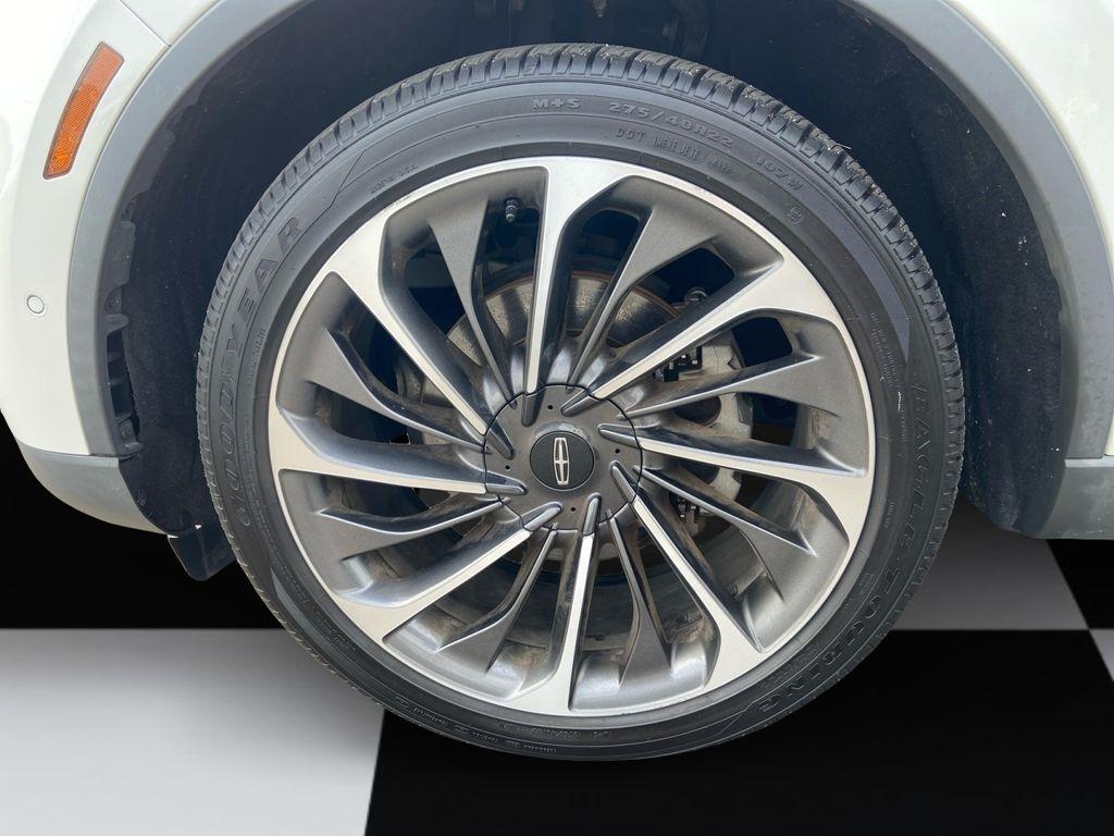 Lincoln Aviator  2020