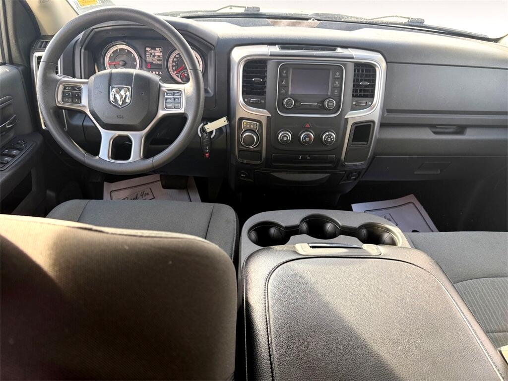 RAM 1500 Classic  2024