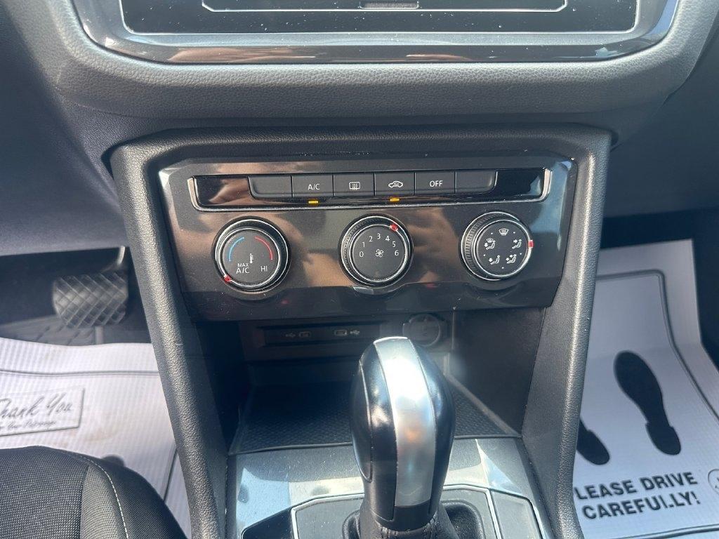 Volkswagen Tiguan  2021