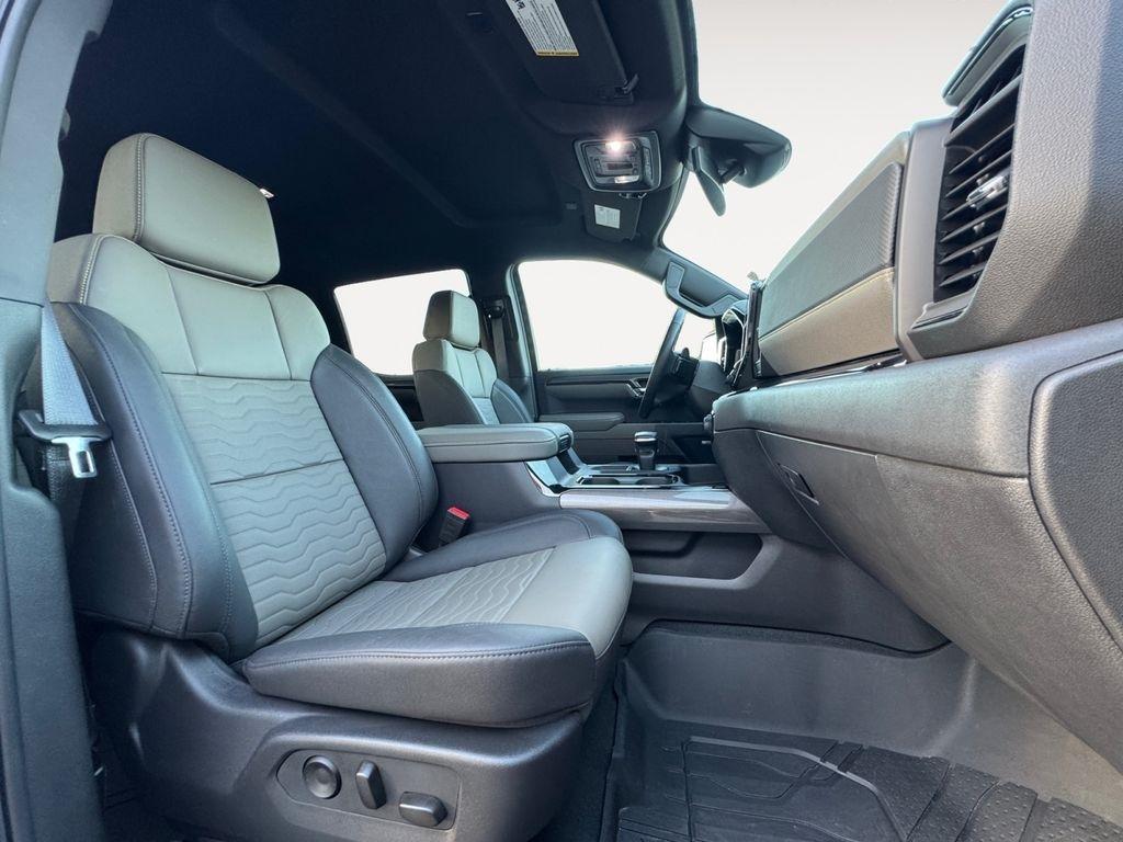 Chevrolet Silverado 1500  2025