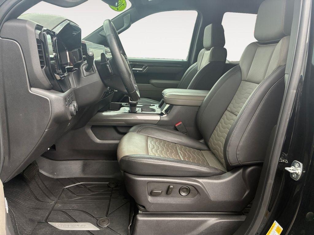 Chevrolet Silverado 1500  2025