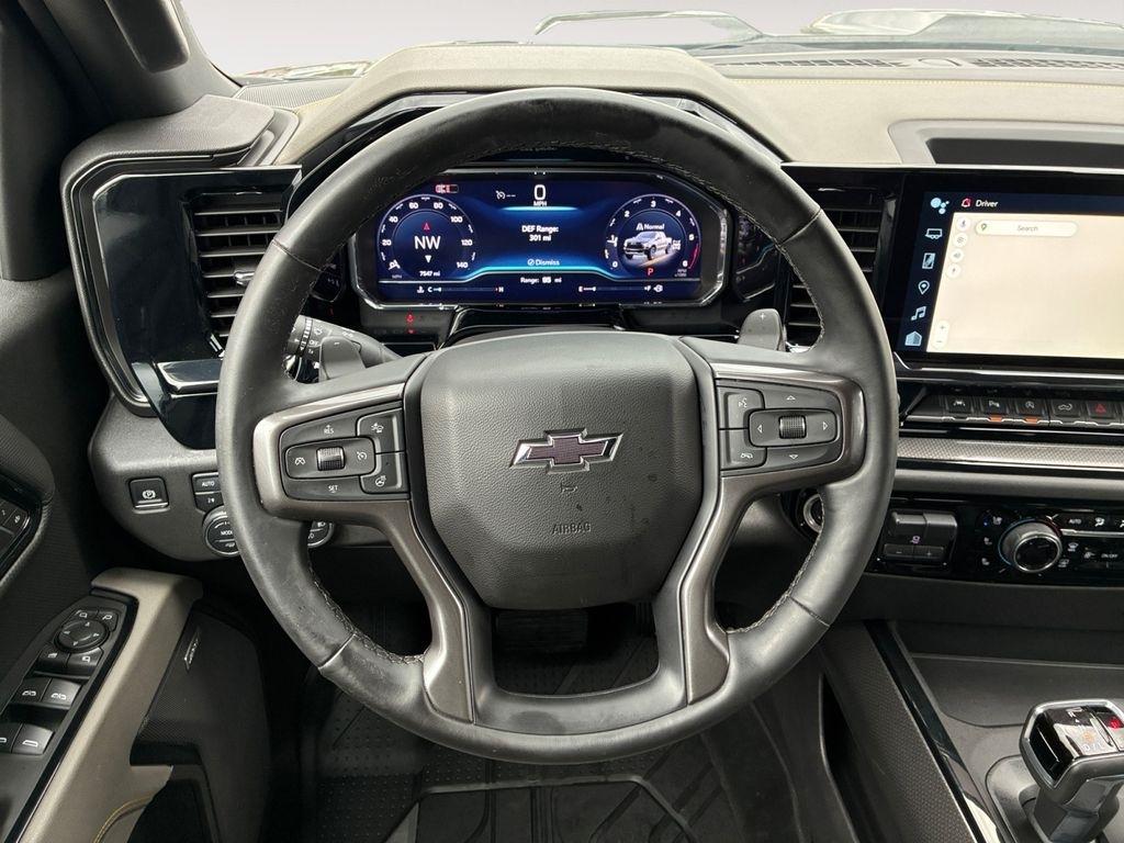 Chevrolet Silverado 1500  2025