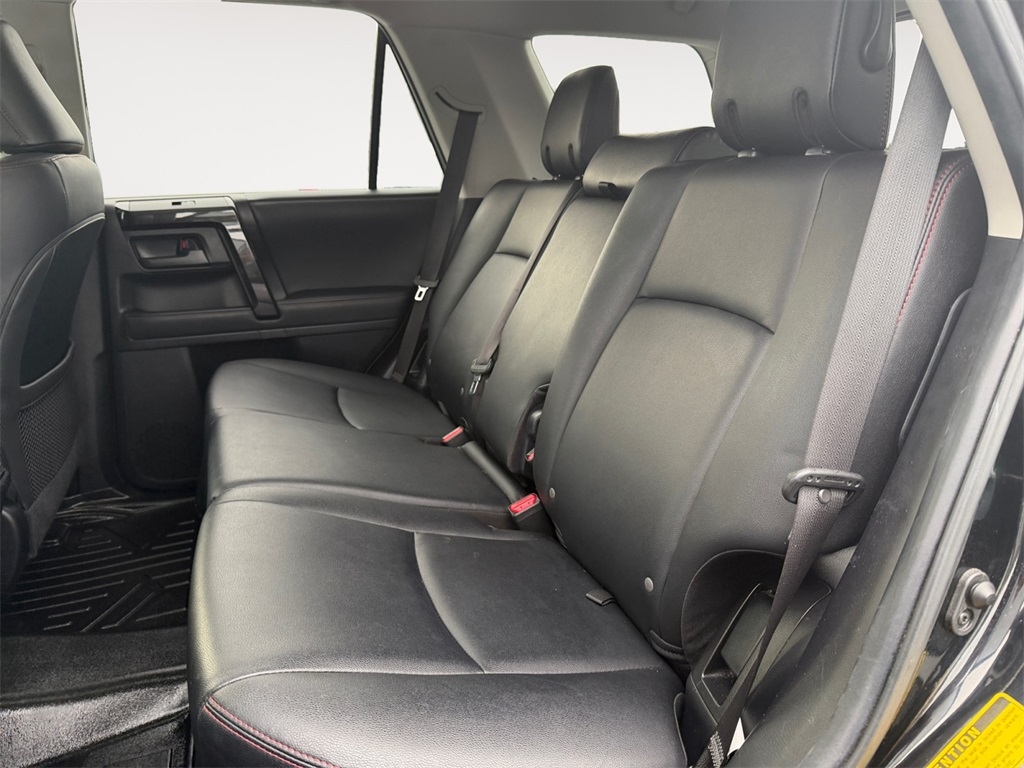Toyota 4Runner  2021 Toyota 4Runner  2021