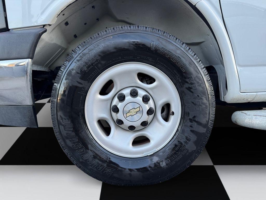 Chevrolet Express Cargo Van  2024