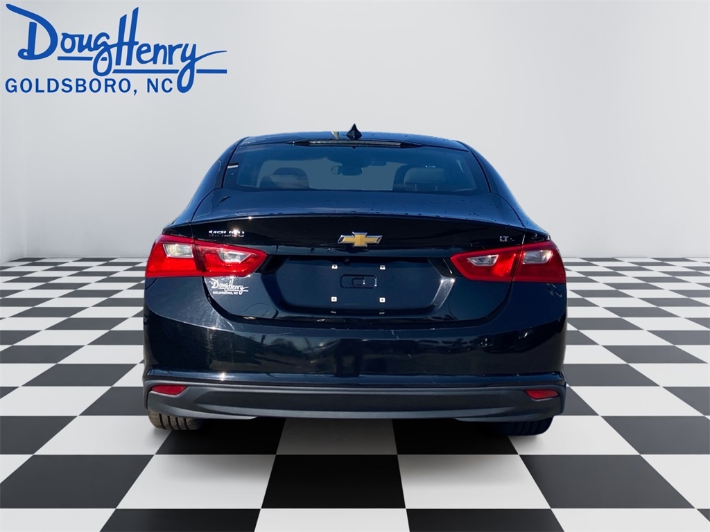 Chevrolet Malibu  2023