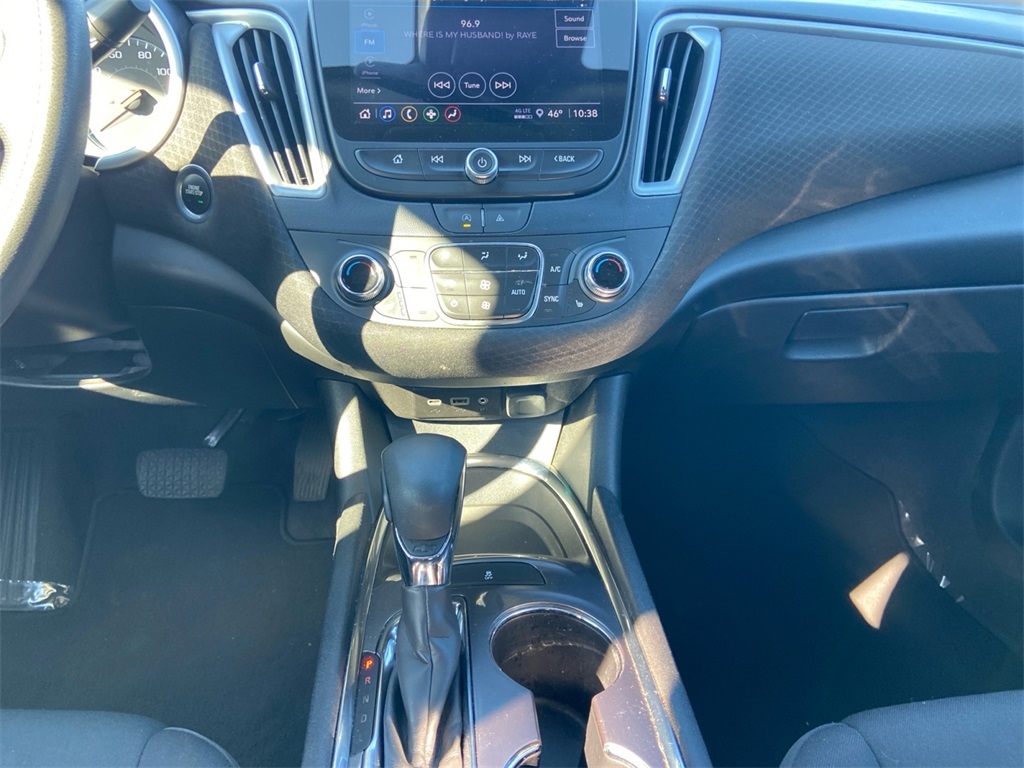 Chevrolet Malibu  2023