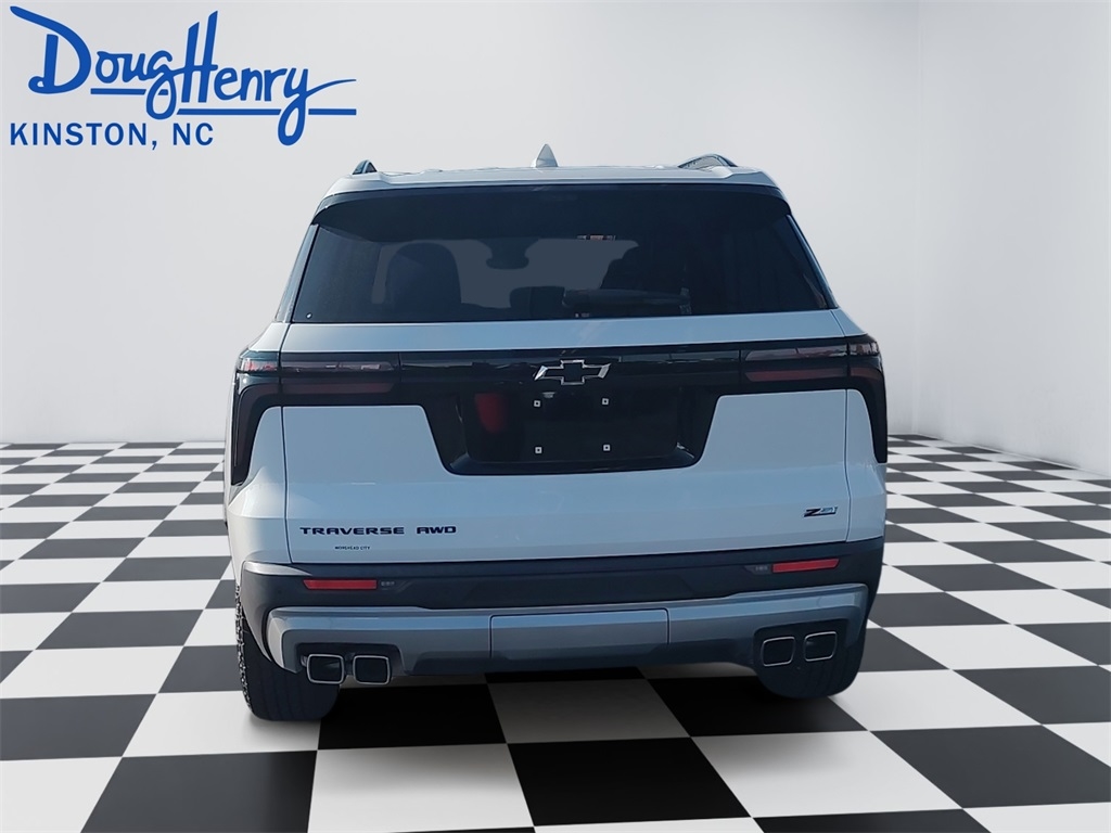 2024 Chevrolet Traverse Z71 photo 4