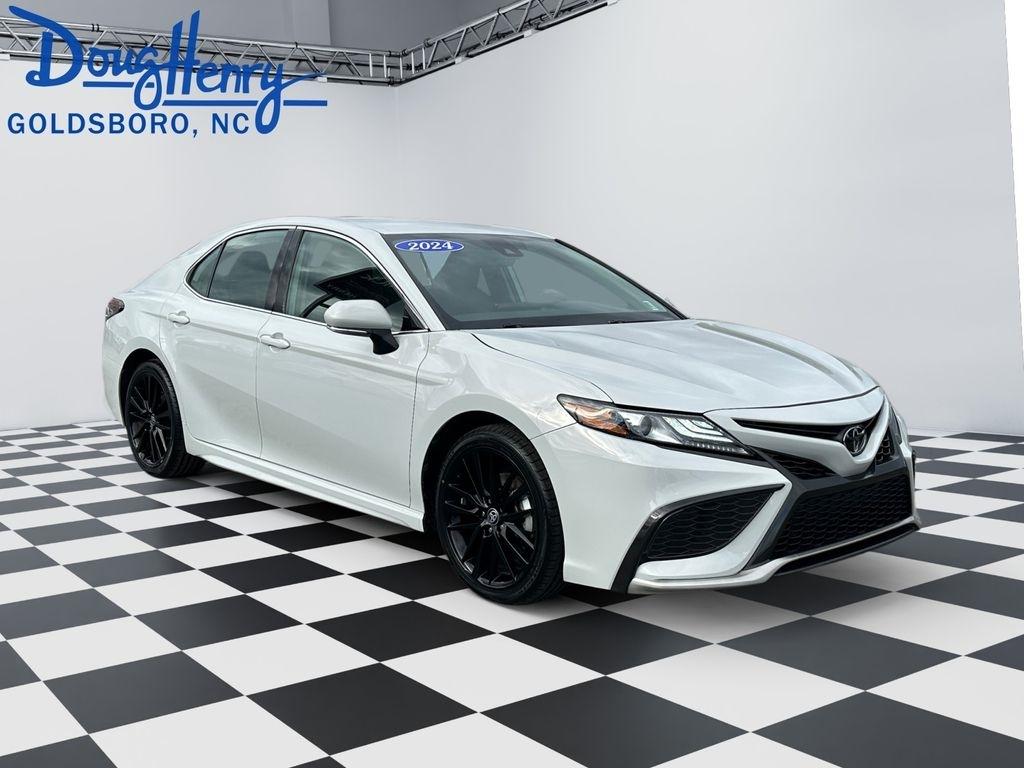 Toyota Camry  2024