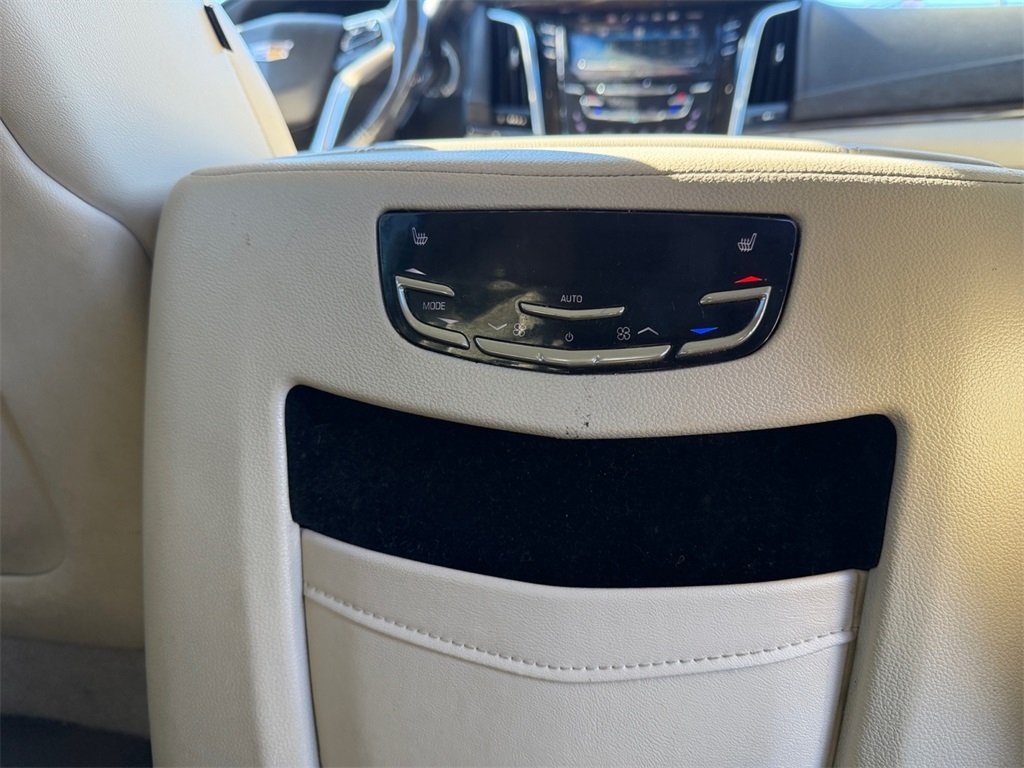 Cadillac Escalade ESV  2019 Cadillac Escalade ESV  2019