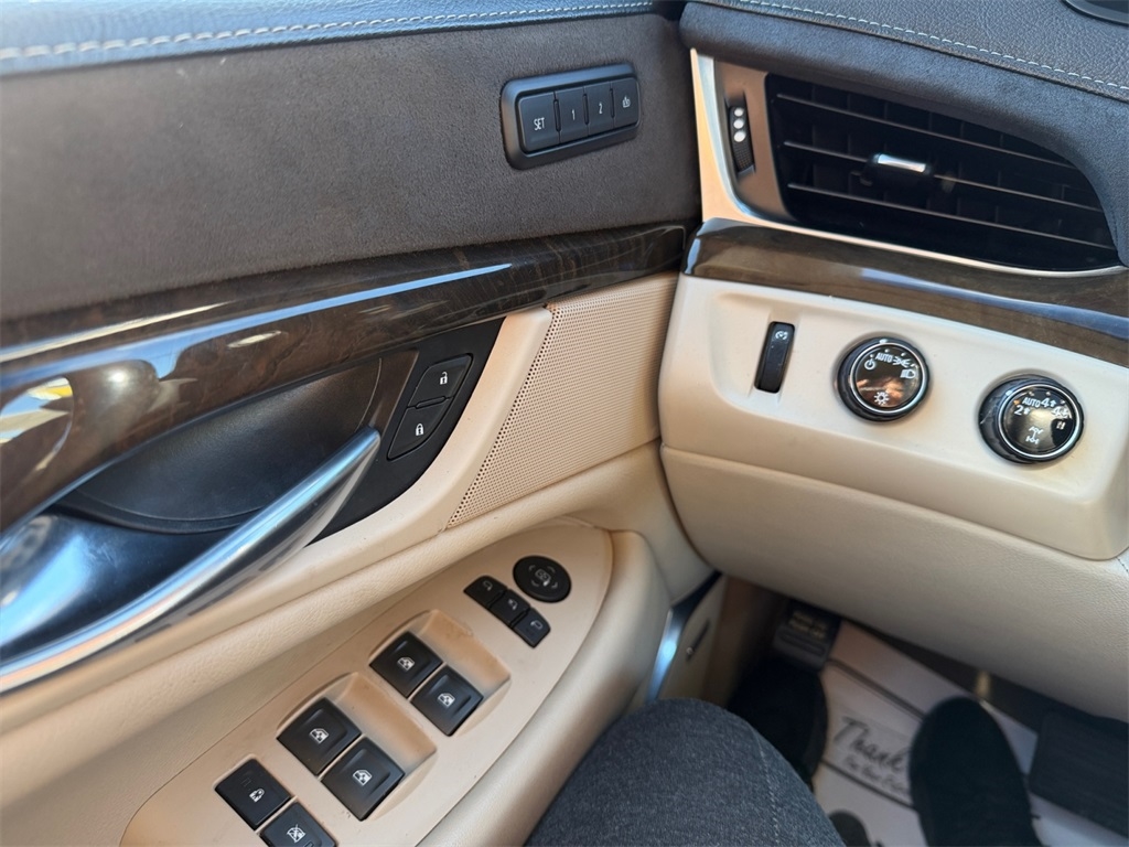 Cadillac Escalade ESV  2019 Cadillac Escalade ESV  2019