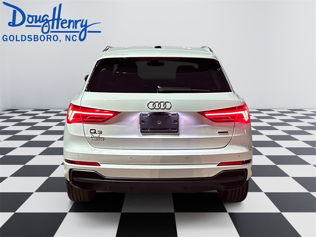 Audi Q3  2024 Audi Q3  2024