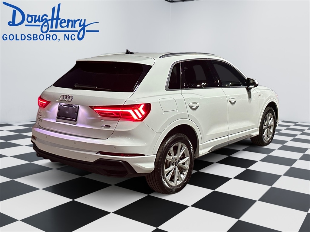 Audi Q3  2024 Audi Q3  2024