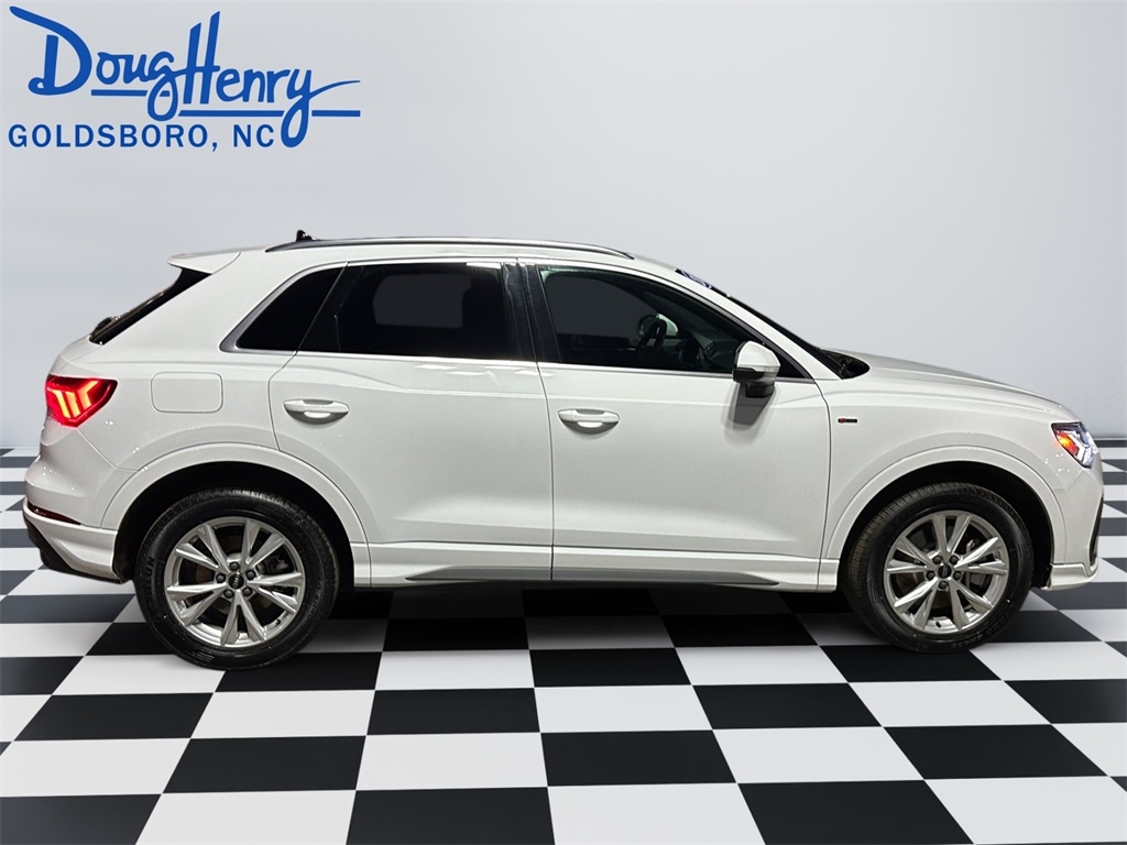 Audi Q3  2024 Audi Q3  2024