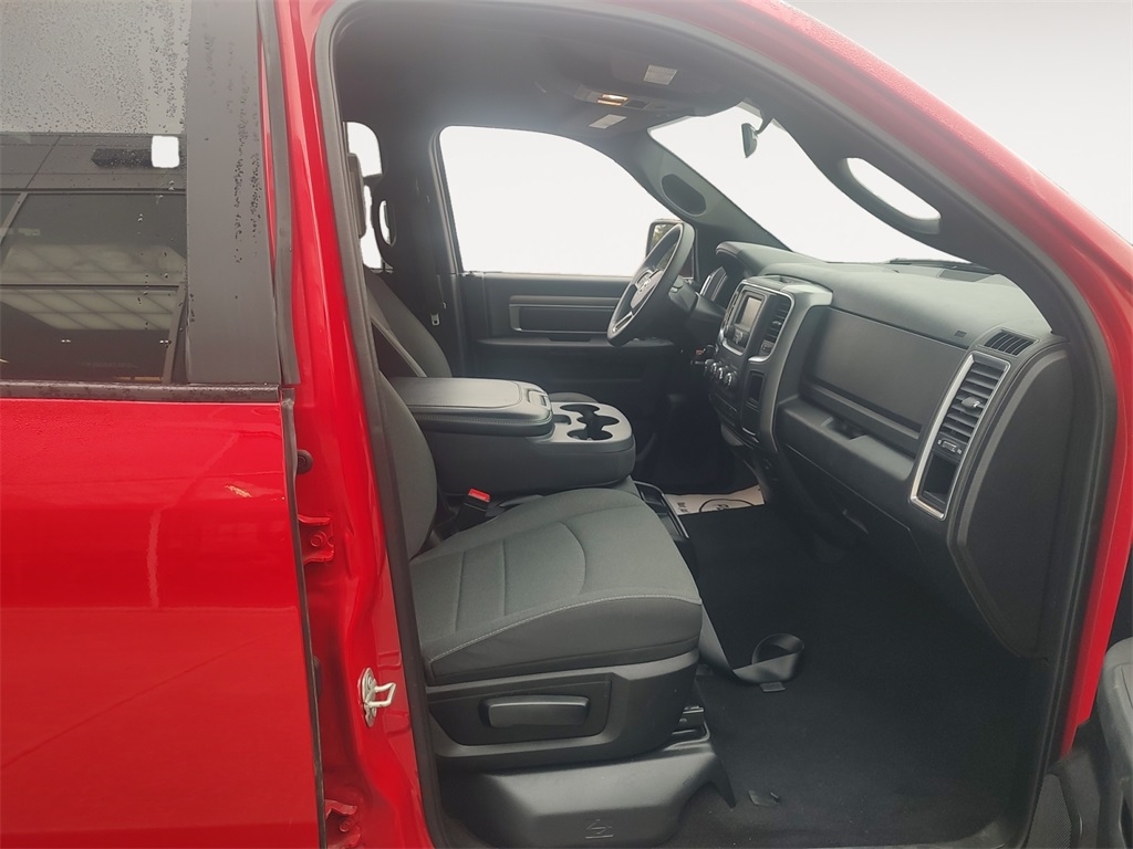 RAM 1500 Classic  2024 RAM 1500 Classic  2024