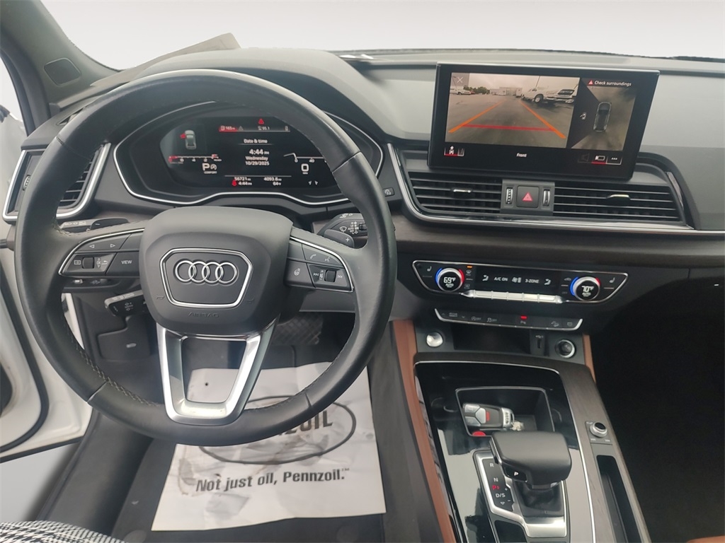 Audi Q5  2024 Audi Q5  2024