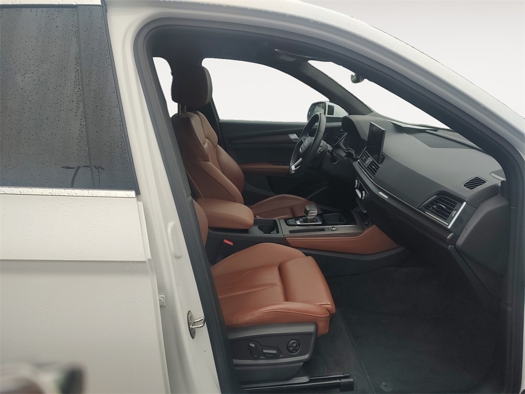 Audi Q5  2024 Audi Q5  2024