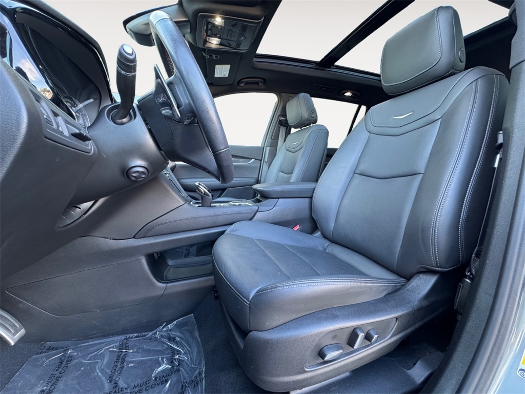 Cadillac XT6  2024 Cadillac XT6  2024