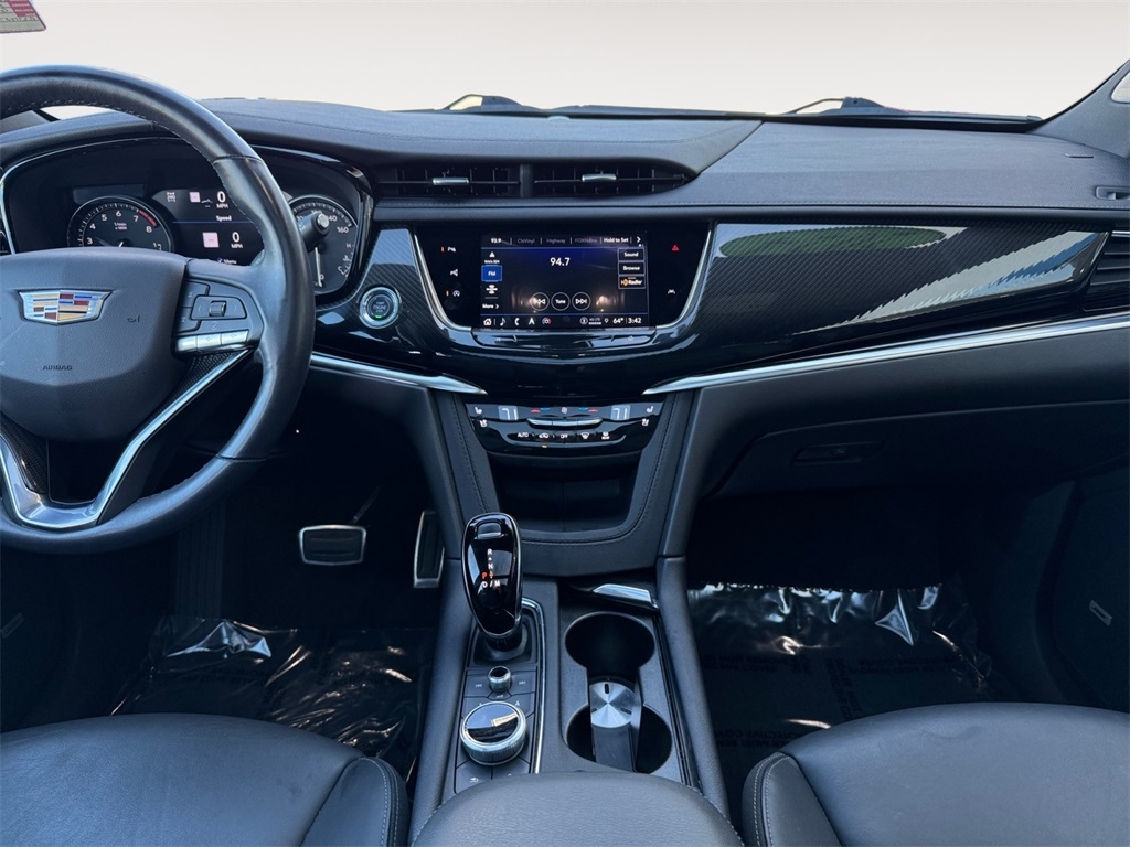 Cadillac XT6  2024 Cadillac XT6  2024