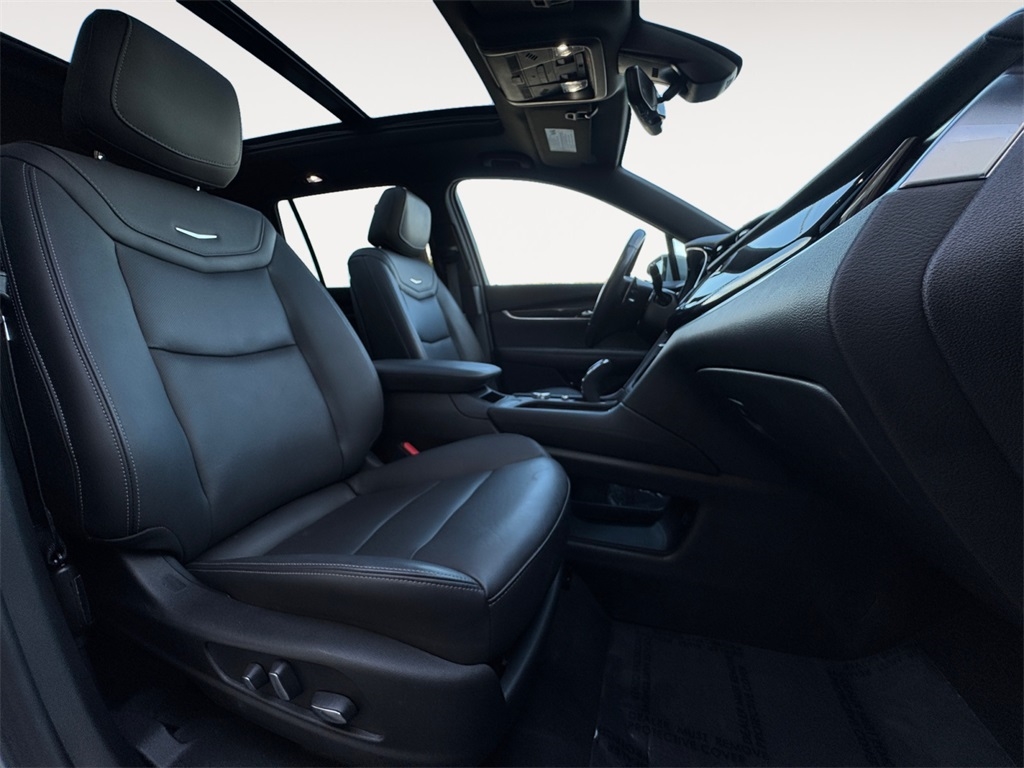 Cadillac XT6  2024 Cadillac XT6  2024