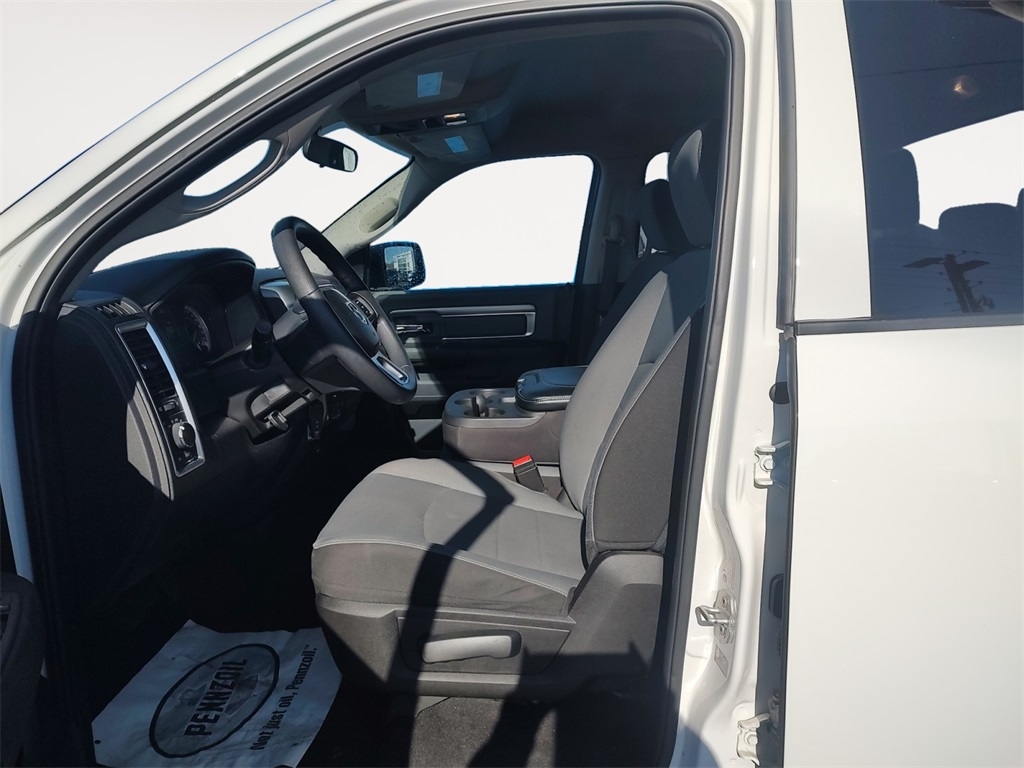 RAM 1500 Classic  2024