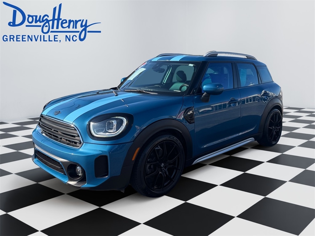 2022 MINI Countryman Base