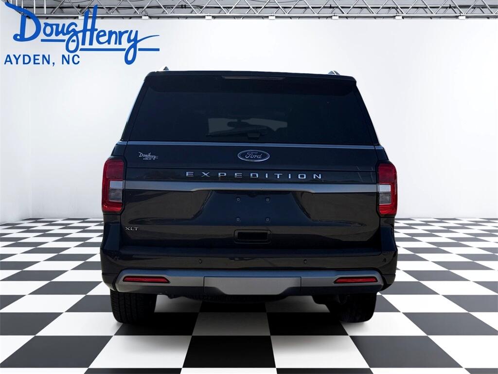 Ford Expedition  2022