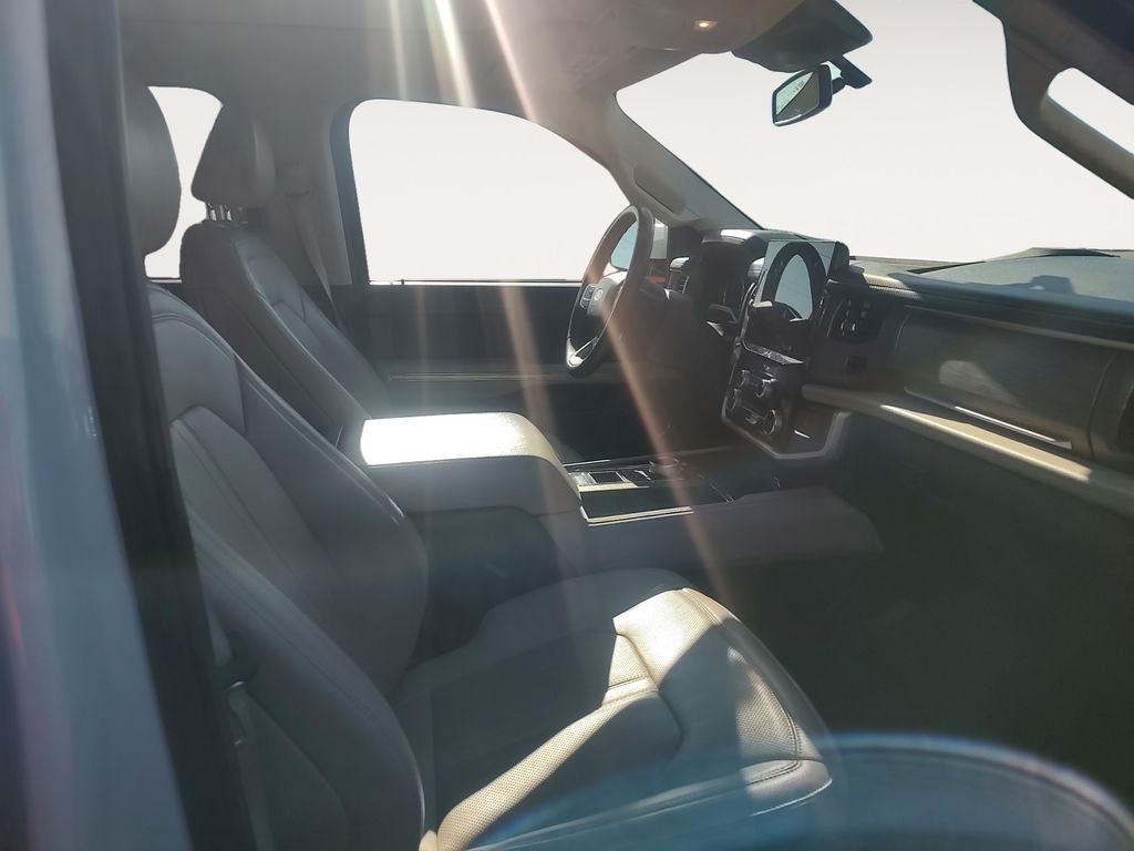 Ford Expedition Max  2024