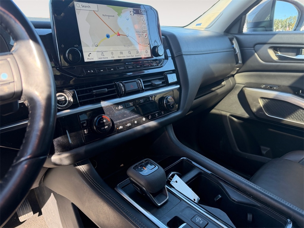 Nissan Pathfinder  2023