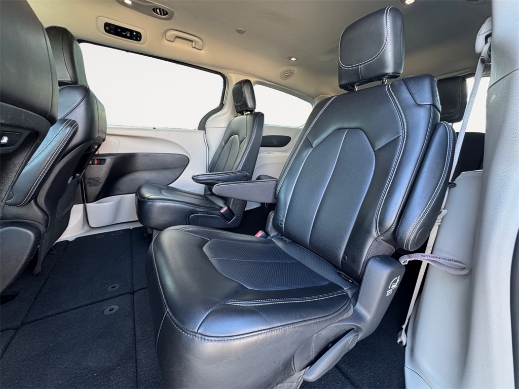 Chrysler Pacifica  2024