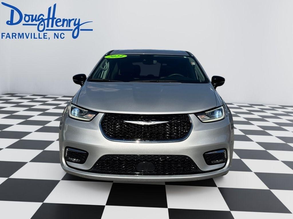 Chrysler Pacifica  2024