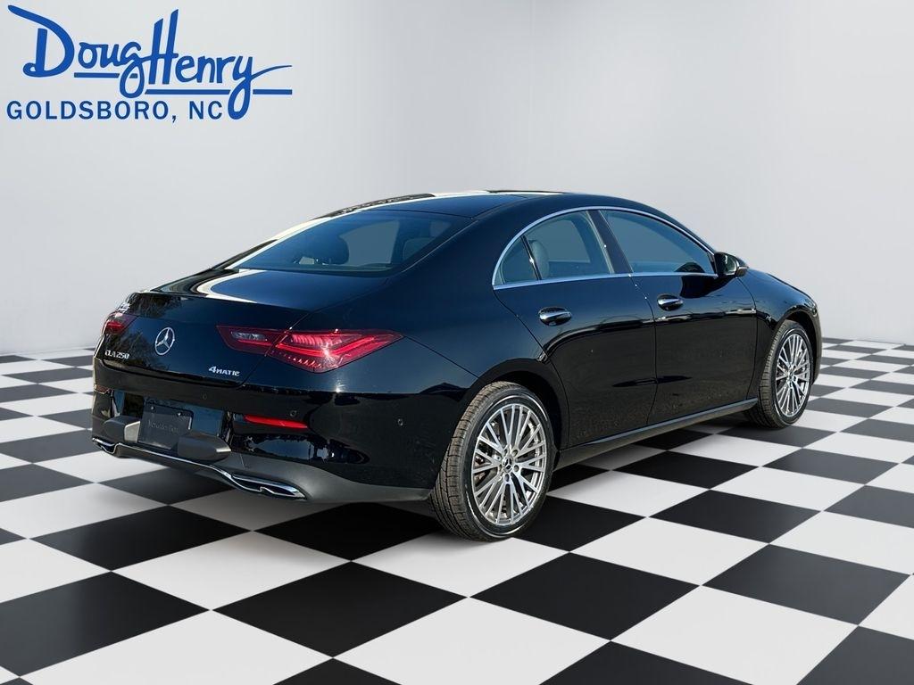 Mercedes-Benz CLA  2025