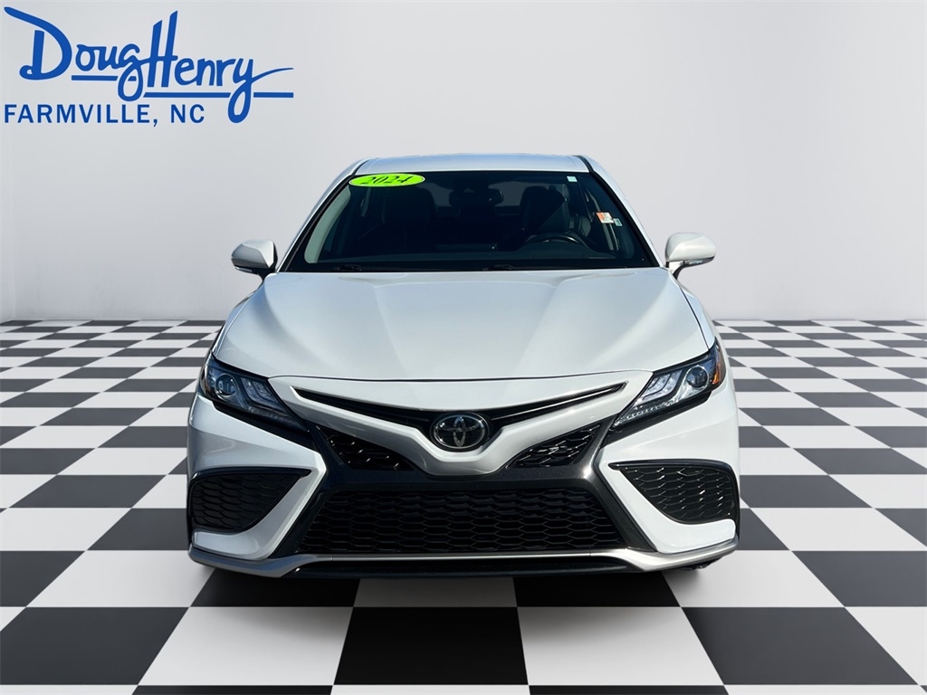 Toyota Camry  2024
