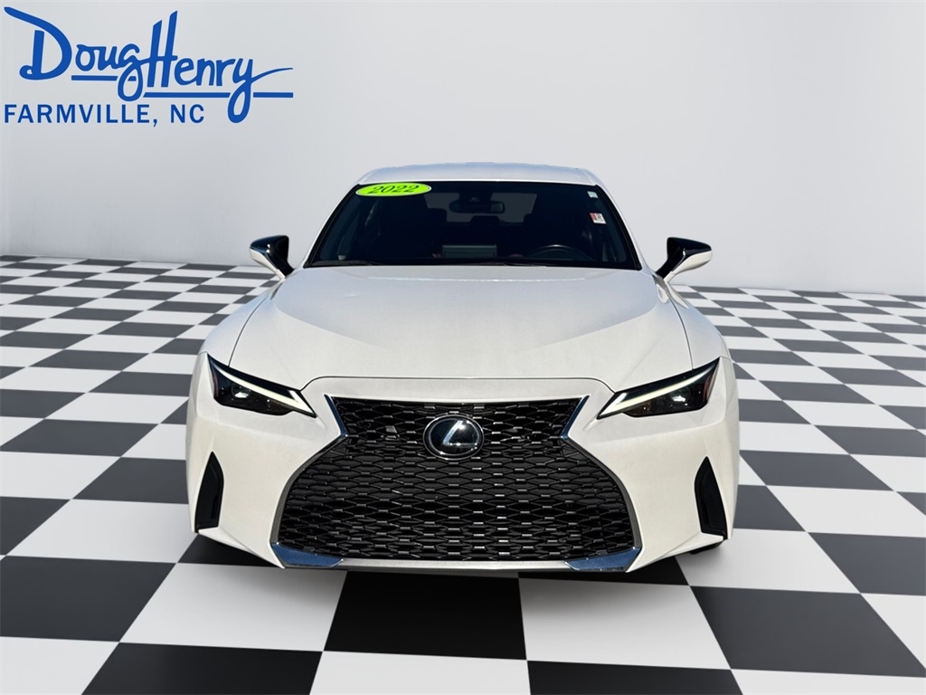 Lexus IS  2022