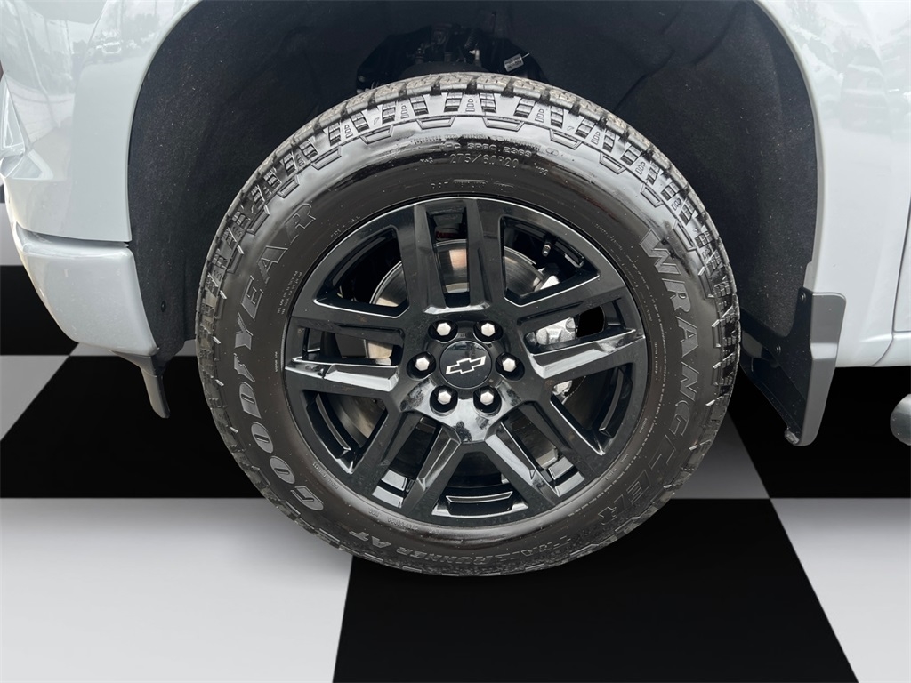 Chevrolet Silverado 1500  2025