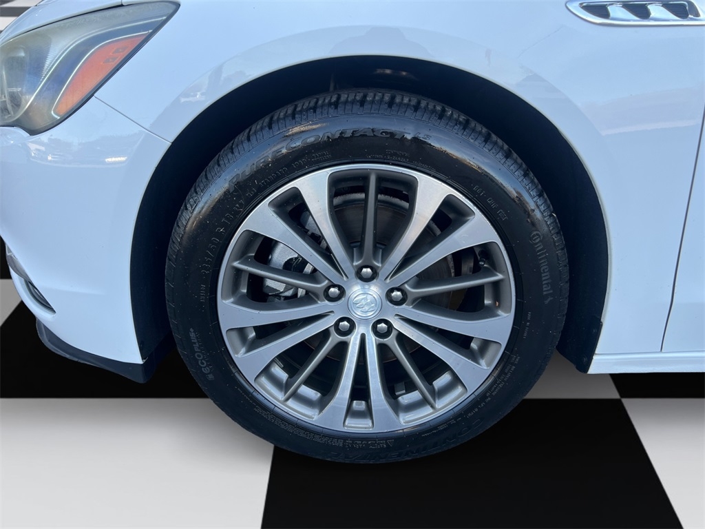 Buick LaCrosse  2017