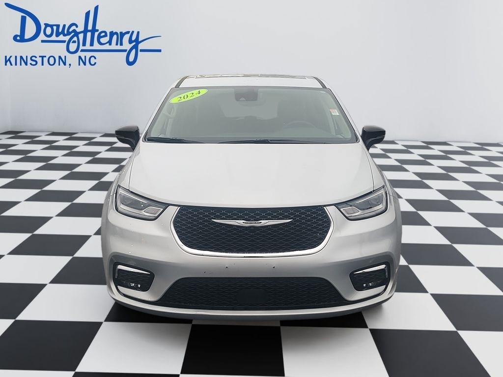 Chrysler Pacifica  2024